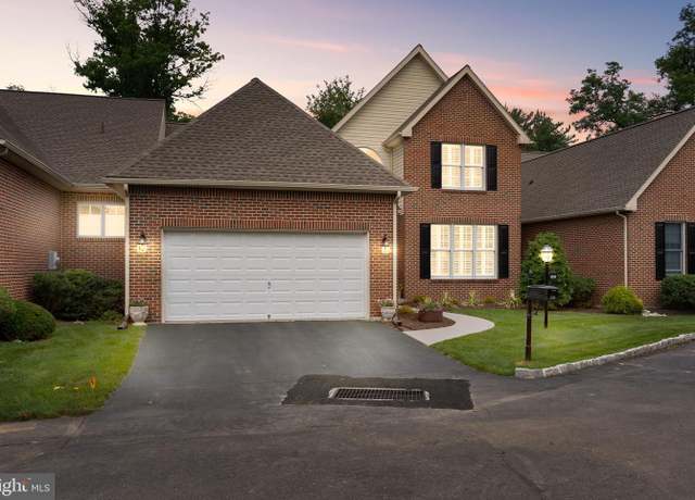 Property at 4757 Pinehurst Cir, Center Valley, PA 18034, 3 beds, 2.5 baths