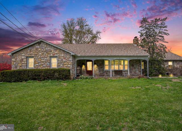 Property at 631 Creamery Rd, Telford, PA 18969, 3 beds, 1.5 baths