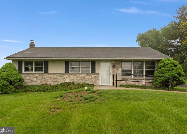 Property at 2410 Perkiomenville Rd, Harleysville, PA 19438, 3 beds, 1 bath