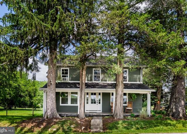 Property at 3645 N Susquehanna Trl, York, PA 17404, 5 beds, 2 baths