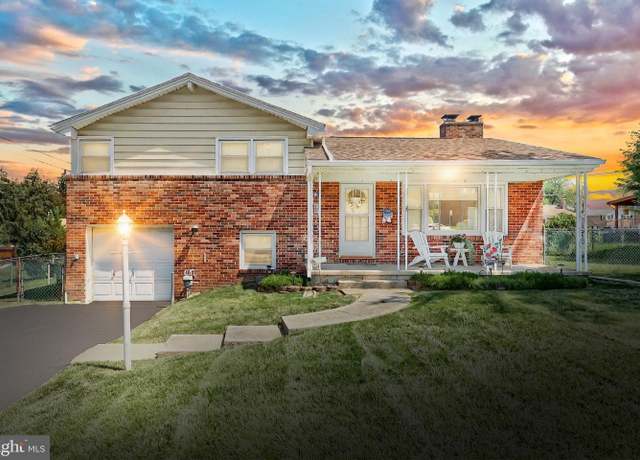 Property at 2423 Wharton Rd, York, PA 17402, 3 beds, 1.5 baths