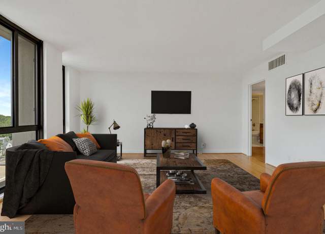 Property at 6800 Fleetwood Rd #1219, Mclean, VA 22101, 1 bed, 1.5 baths