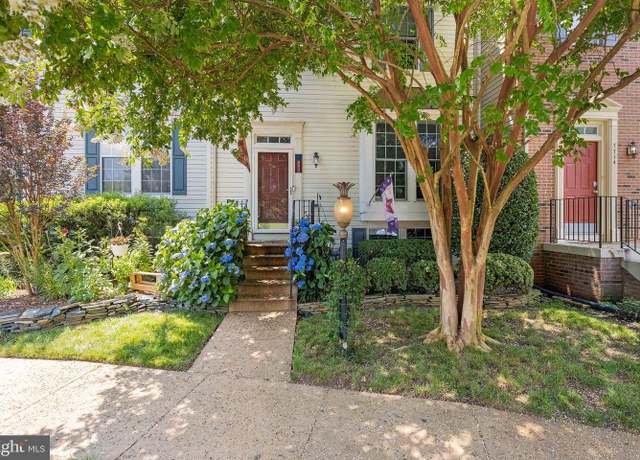 Property at 7716 Effingham Sq, Alexandria, VA 22315, 4 beds, 3.5 baths