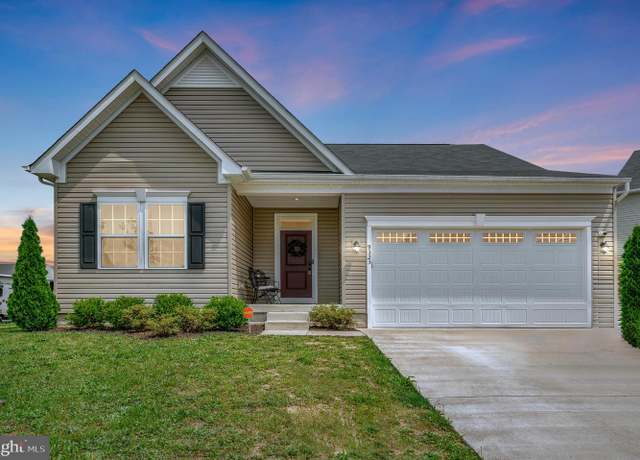 Property at 9323 Wood Creek Cir, Fredericksburg, VA 22407, 3 beds, 3 baths