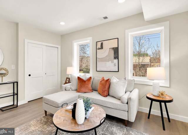 Property at 2639 41st St NW #5, Washington, DC 20007, 2 beds, 2 baths