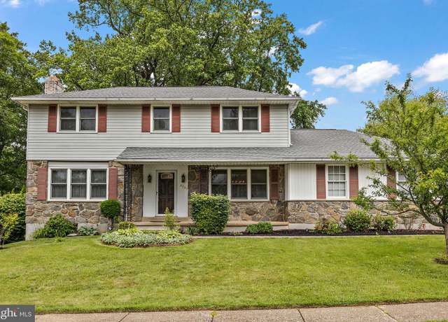 Property at 2507 Garth Rd, Wilmington, DE 19810, 4 beds, 2.5 baths