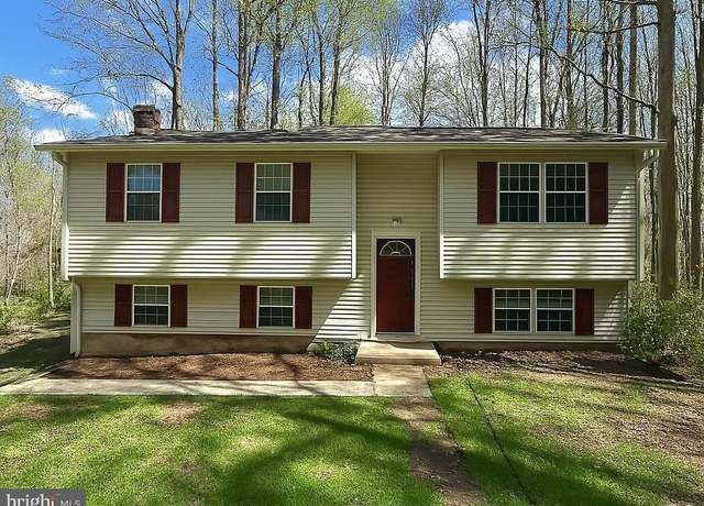 Property at 8815 Falling Leaf Dr, Owings, MD 20736, 4 beds, 3 baths