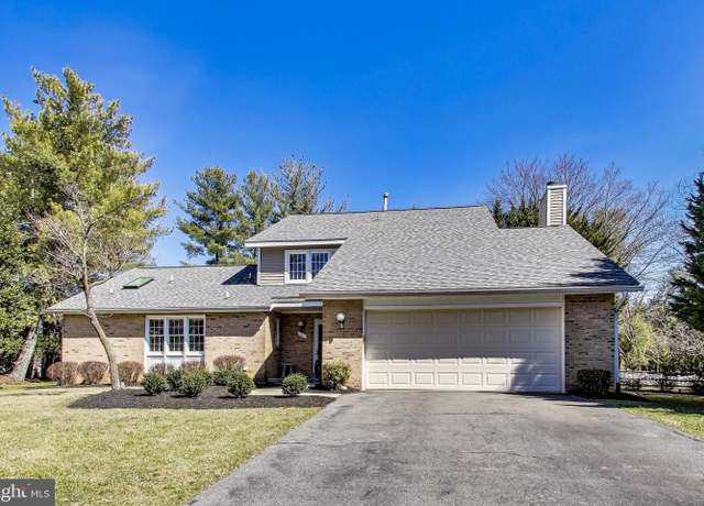 Property at 2 Rich Branch Ct, North Potomac, MD 20878, 4 beds, 3.5 baths
