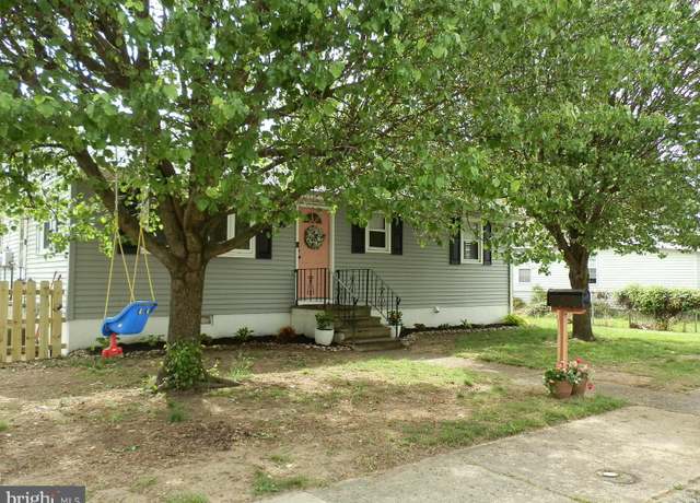 Property at 39 Harding Ave, Pennsville, NJ 08070, 3 beds, 1 bath