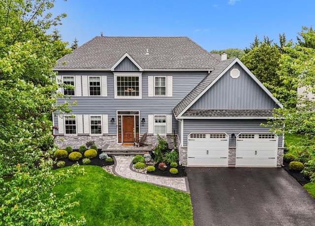 Property at 33 Jonquil Dr, Newtown, PA 18940, 4 beds, 2.5 baths