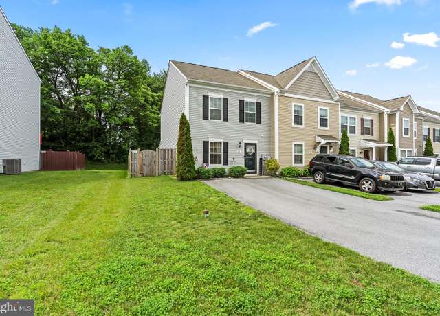Property at 62 Teakwood Dr, Martinsburg, WV 25404, 3 beds, 2.5 baths