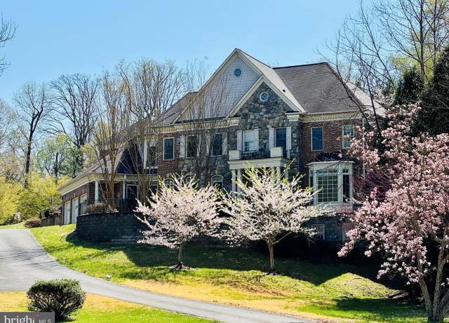 Property at 8605 Burning Tree Rd, Bethesda, MD 20817, 6 beds, 6 baths