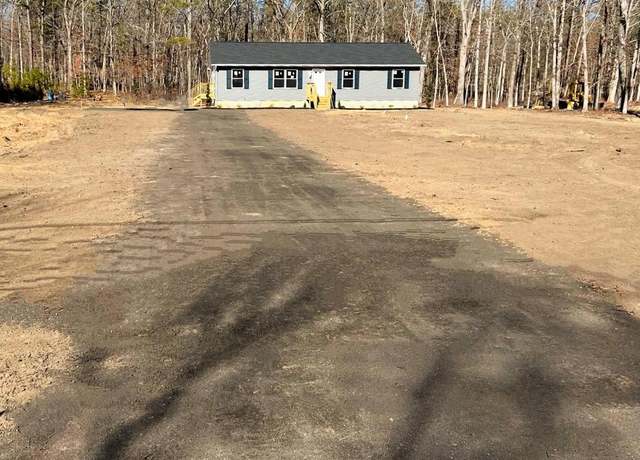 Property at 653 Weymouth Rd, Buena, NJ 08310, 3 beds, 2 baths