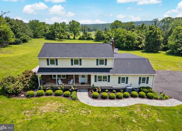 Property at 1602 Harbourton Rocktown Rd, Hopewell, NJ 08530, 4 beds, 3 baths