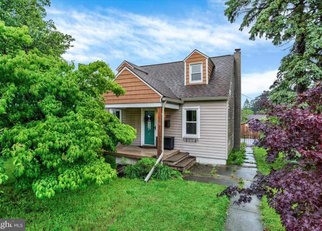 Property at 322 S Progress Ave, Harrisburg, PA 17109, 2 beds, 1 bath