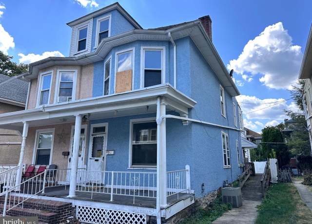 Property at 313 Park Ave, Lebanon, PA 17042, 4 beds, 2 baths