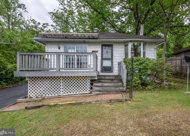 Property at 826 Cedar Rd, Schwenksville, PA 19473, 2 beds, 1 bath