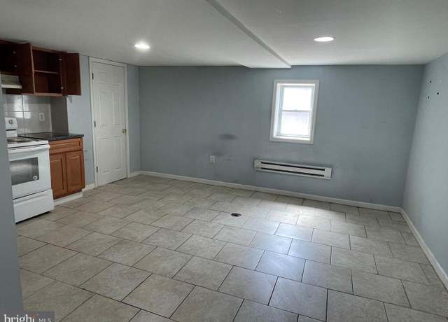 Property at 6600 Erdrick St, Philadelphia, PA 19135, 4 beds, 3 baths