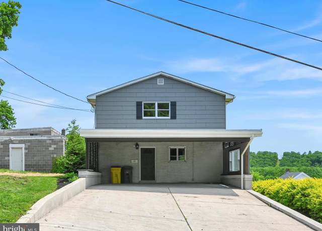 Property at 20 E Market St, Schuylkill Haven, PA 17972, 2 beds, 1.5 baths
