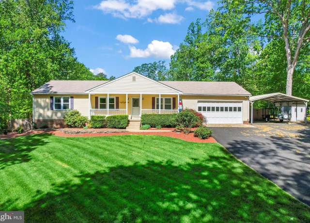 Property at 13430 Carriage Hill Dr, Manassas, VA 20112, 4 beds, 3 baths