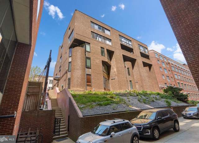 Property at 3222 Cherry Hill Ln NW Unit B2, Washington, DC 20007, 2 beds, 2 baths