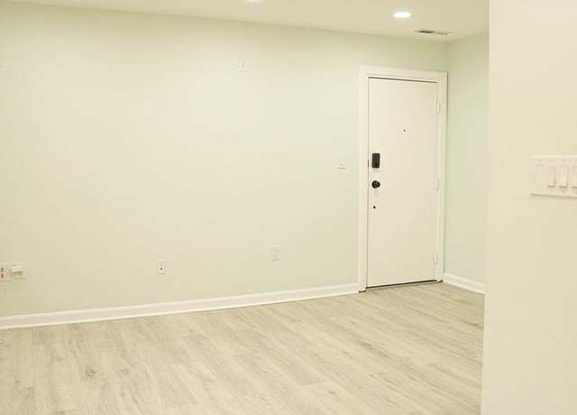 Property at 4124 Ames St NE #13, Washington, DC 20019, 1 bed, 1 bath