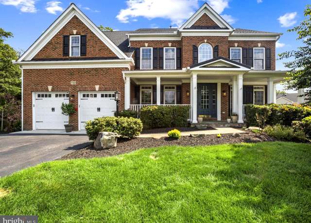 Property at 733 Seneca Dr, Odenton, MD 21113, 5 beds, 4.5 baths
