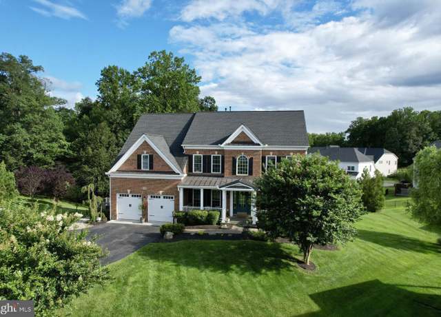 Property at 733 Seneca Dr, Odenton, MD 21113, 5 beds, 4.5 baths