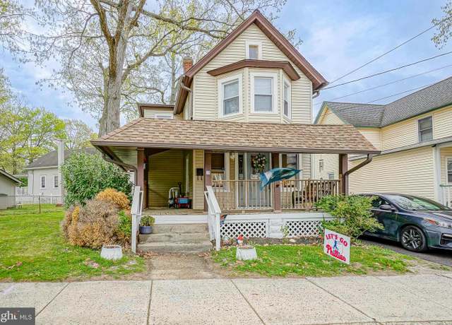 Property at 19 Laurel Ave, Pitman, NJ 08071, 3 beds, 1.5 baths
