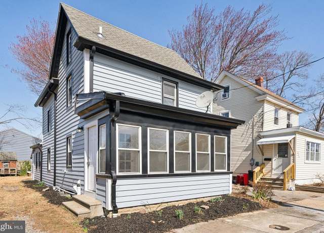 Property at 272 S Broad St, Penns Grove, NJ 08069, 2 beds, 1 bath