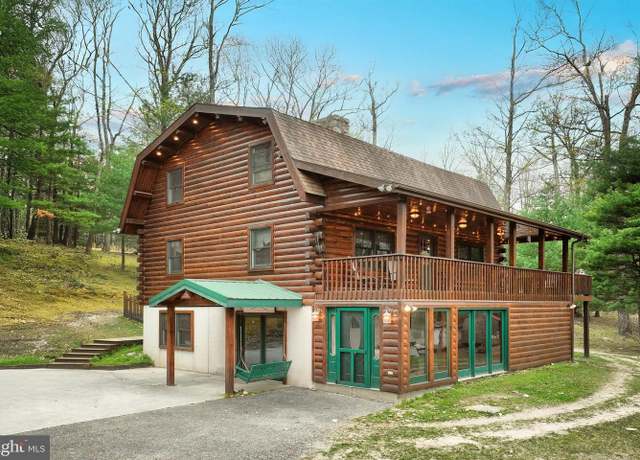 Property at 6398 Chambersburg Rd, Fayetteville, PA 17222, 4 beds, 2.5 baths