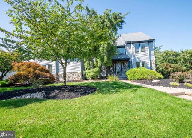 Property at 52 Dalton Way, Southampton, PA 18966, 5 beds, 4 baths