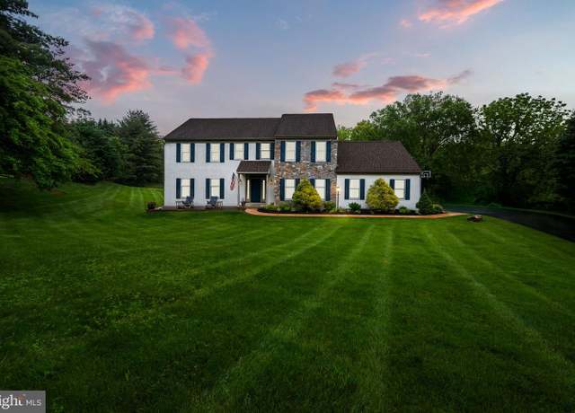Property at 5 Craig Ln, Malvern, PA 19355, 4 beds, 2.5 baths