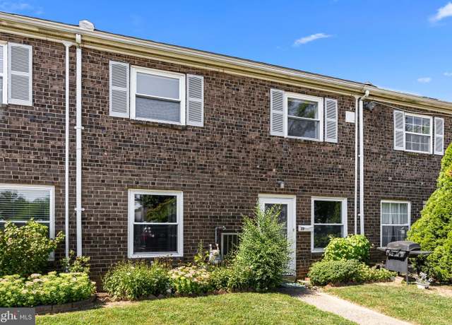 Property at 12135 Academy Rd #10, Philadelphia, PA 19154, 2 beds, 1.5 baths