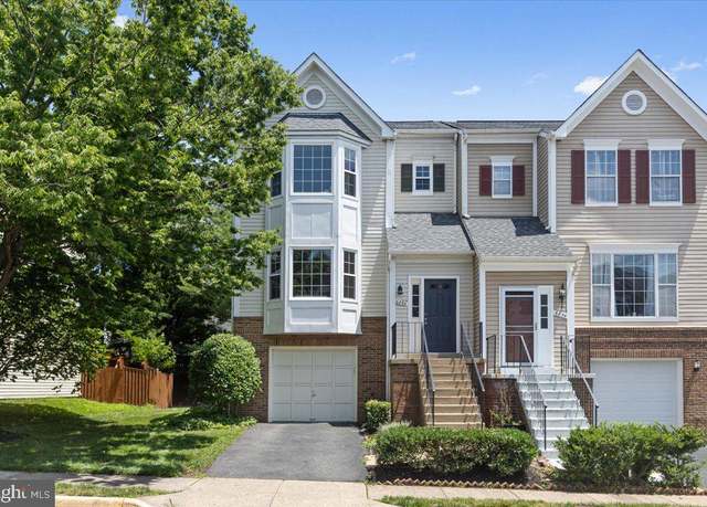 Property at 6856 Kerrywood Cir, Centreville, VA 20121, 3 beds, 3 baths