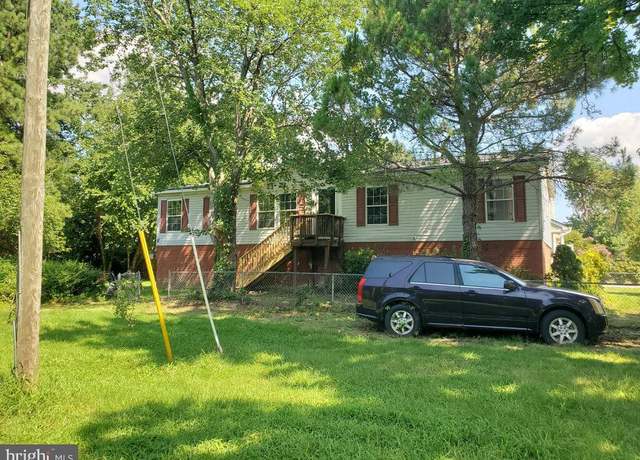 Property at 6430 14th St, Alexandria, VA 22307, 3 beds, 2 baths