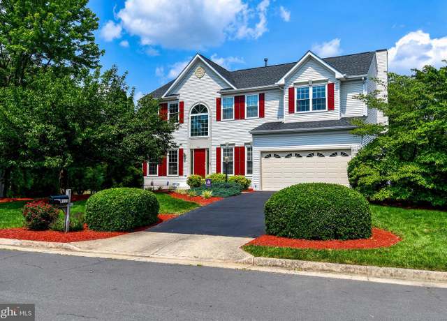 Property at 9111 Dartford Pl, Bristow, VA 20136, 4 beds, 2.5 baths