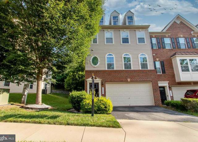 Property at 4308 Wisley Turn, Woodbridge, VA 22192, 3 beds, 3 baths