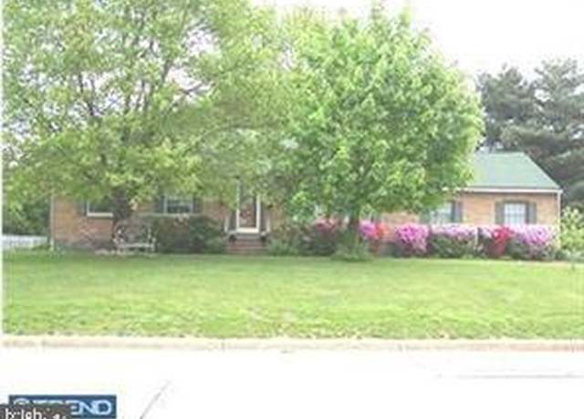 Property at 2634 Foulk Rd, Wilmington, DE 19810, 3 beds, 2.5 baths