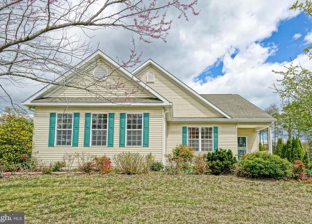 Property at 22378 Bay Ct, Lewes, DE 19958, 4 beds, 3 baths