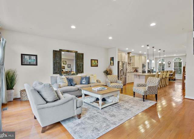 Property at 558 Deep Creek Vw, Annapolis, MD 21409, 3 beds, 2.5 baths