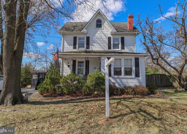 Property at 323 Harlem Ln, Baltimore, MD 21228, 4 beds, 2 baths