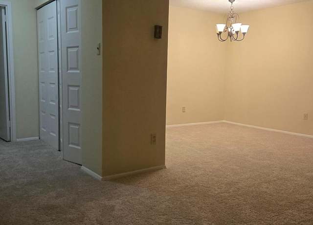 Property at 6100 Westchester Park Dr #408, College Park, MD 20740, 1 bath