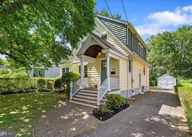 Property at 190 Moore St, Princeton, NJ 08540, 3 beds, 1.5 baths
