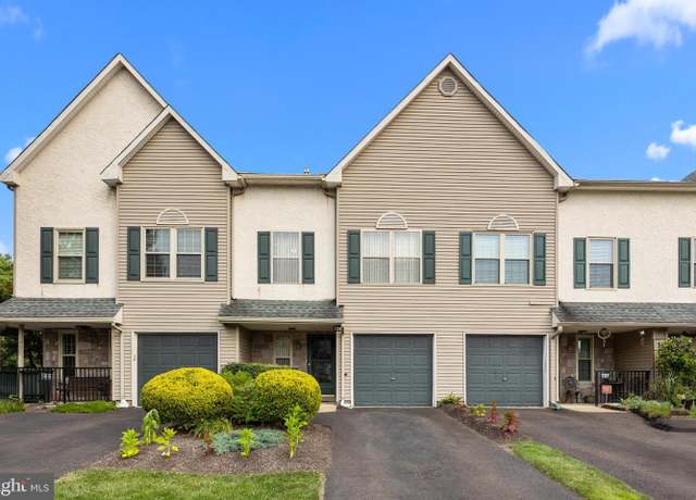 Property at 729 Dell Ct, Southampton, PA 18966, 3 beds, 2.5 baths