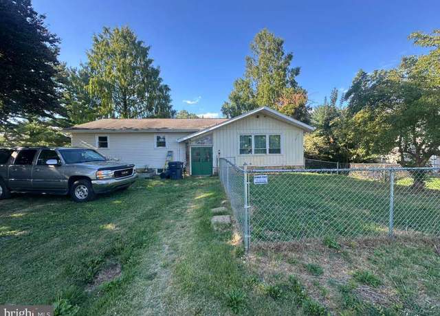 Property at 199 Wilkson Ln, Fayetteville, PA 17222, 5 beds, 2 baths