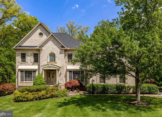 Property at 1051 Northfalls Ct, Great Falls, VA 22066, 4 beds, 3.5 baths