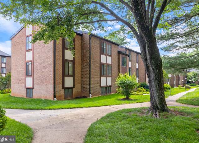 Property at 9731 Kings Crown Ct #201, Fairfax, VA 22031, 3 beds, 2 baths