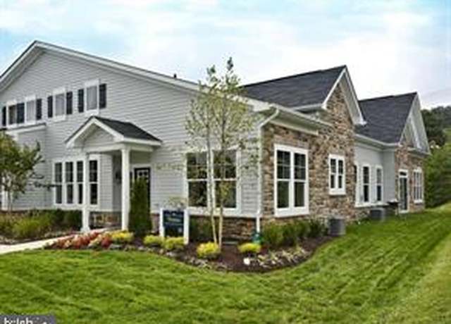 Property at 8008 Jean Ct Unit I-1, Pasadena, MD 21122, 2 beds, 2.5 baths