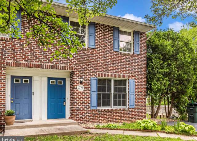 Property at 1170 Fairchild Ave, Hagerstown, MD 21742, 4 beds, 2.5 baths